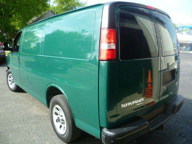 GMC Savana Cargo 2012 photo 6